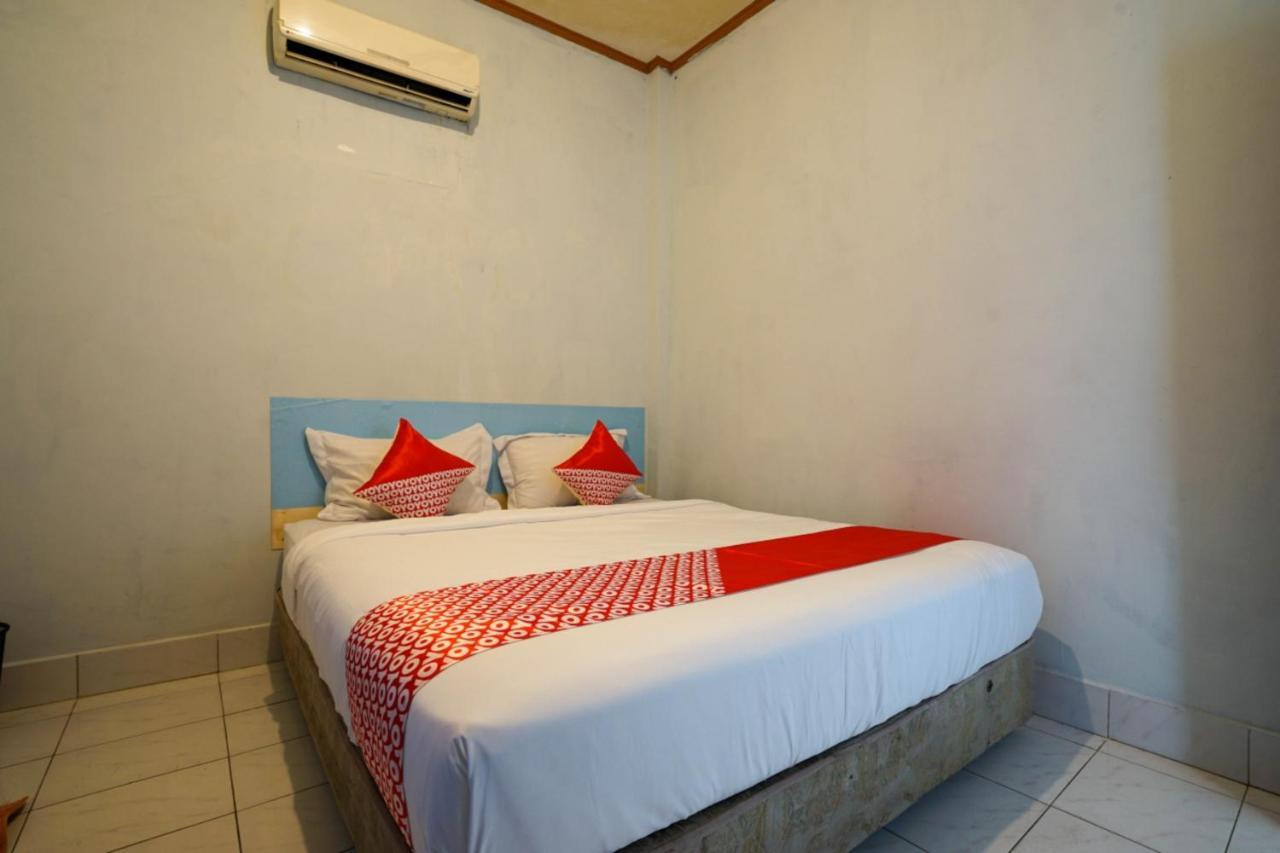 Oyo 2876 Hotel Idayu Palembang Zewnętrze zdjęcie
