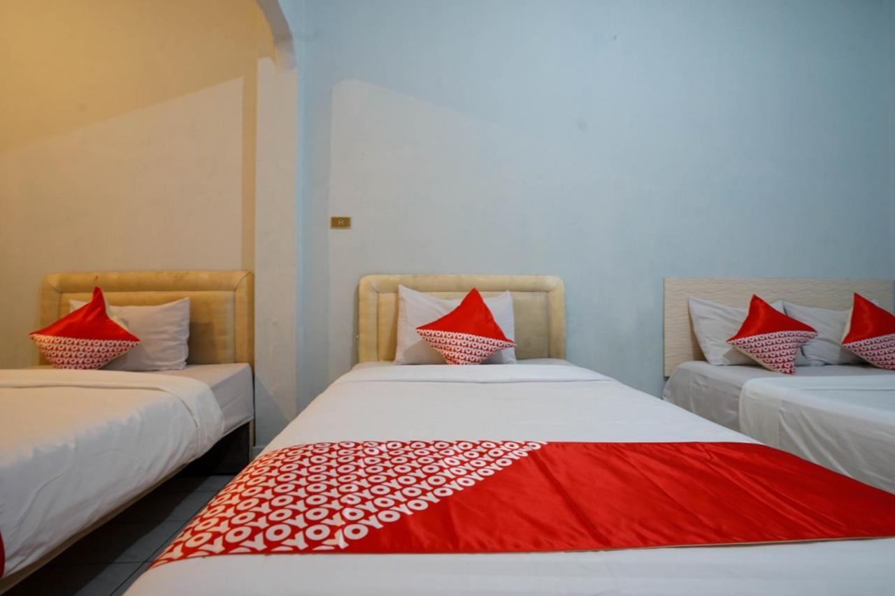 Oyo 2876 Hotel Idayu Palembang Zewnętrze zdjęcie
