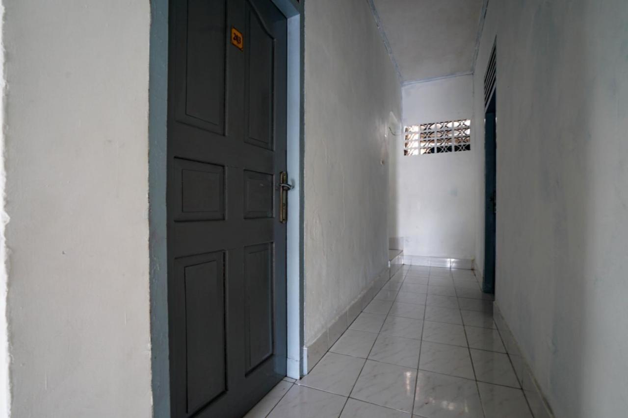 Oyo 2876 Hotel Idayu Palembang Zewnętrze zdjęcie